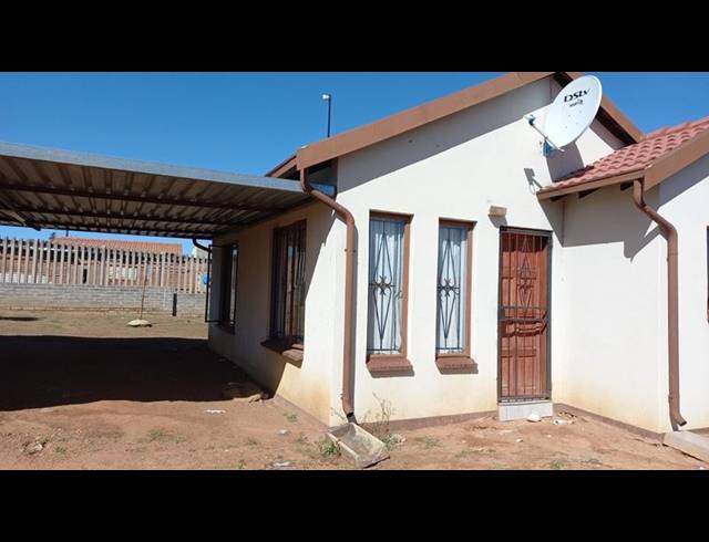 2 BEDROOM HOUSE FOR SALE IN SOSHANGUVE SS